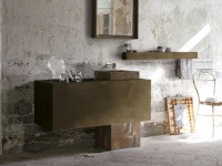 Bains avec meuble et accessoires Altamarea Must. Vasque en Arabescato Orobico Gold.