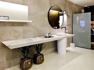 Silestone Blanco Zeus Extreme Plan Vasque 
Salle de bains à Monaco